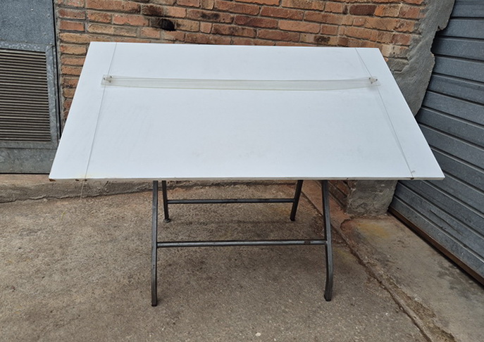 mesa dibujo reclinable madera metal 98x80x140 1u